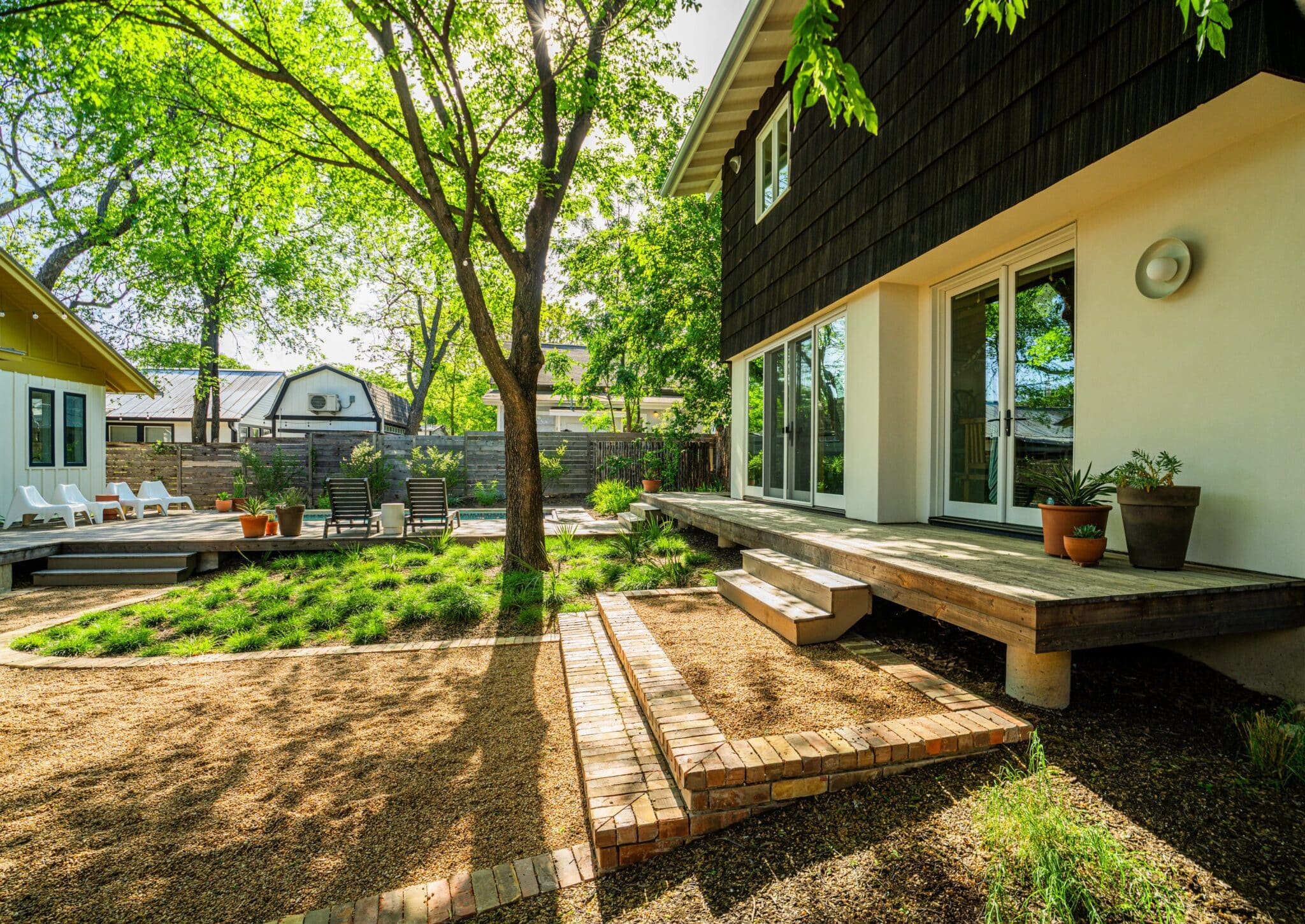 East Austin Garden Retreat — photo 1